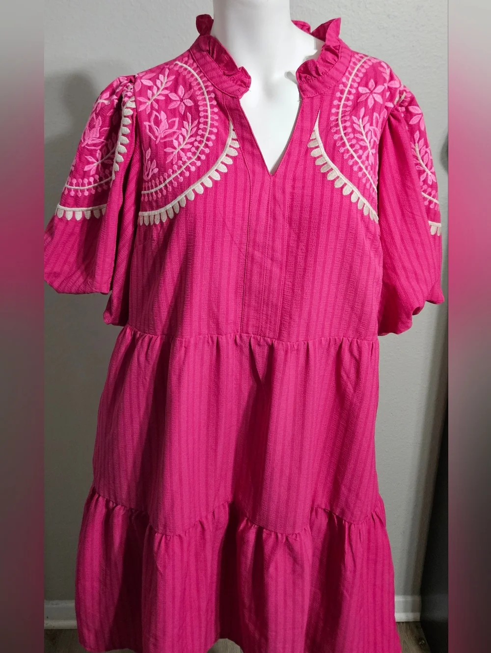 THML Embroidered detail frill V neck puff sleeve Tiered Dress size XL - Picture 10 of 14